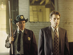 X ファイル シーズン1 第5話 ジャージー デビル ドラマ パソコンでもスマホでも 動画を見るならshowtime ショウタイム