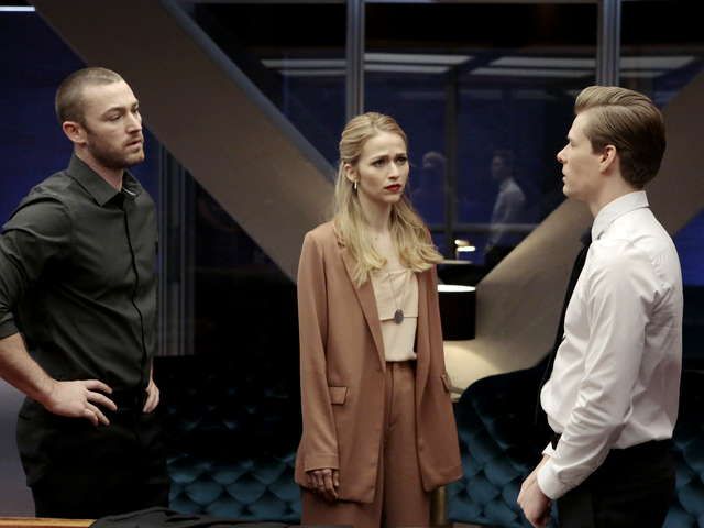 クワンティコ Fbiアカデミーの真実 シーズン2 第17話 勝敗の行方 ドラマ パソコンでもスマホでも 動画を見るならshowtime ショウタイム