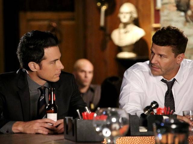 ボーンズ シーズン12 第10話 降ってきた遺体 ドラマ パソコンでもスマホでも 動画を見るならshowtime ショウタイム