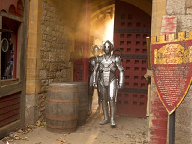 ドクター フー シーズン7 第12話 銀色の悪夢 ドラマ パソコンでもスマホでも 動画を見るならshowtime ショウタイム