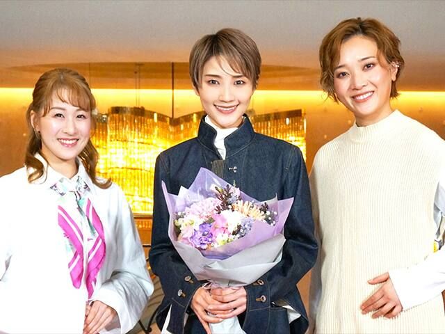 TAKARAZUKA NEWS Pick UpֶܹͰ ´ȥ󥿥ӥ塼ס2025ǯ4